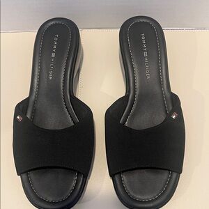 Tommy Hilfiger Women's Black Slide Sandals